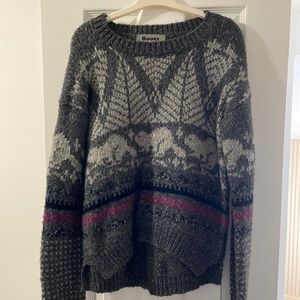 Roots Grey Canadian Design Sweater